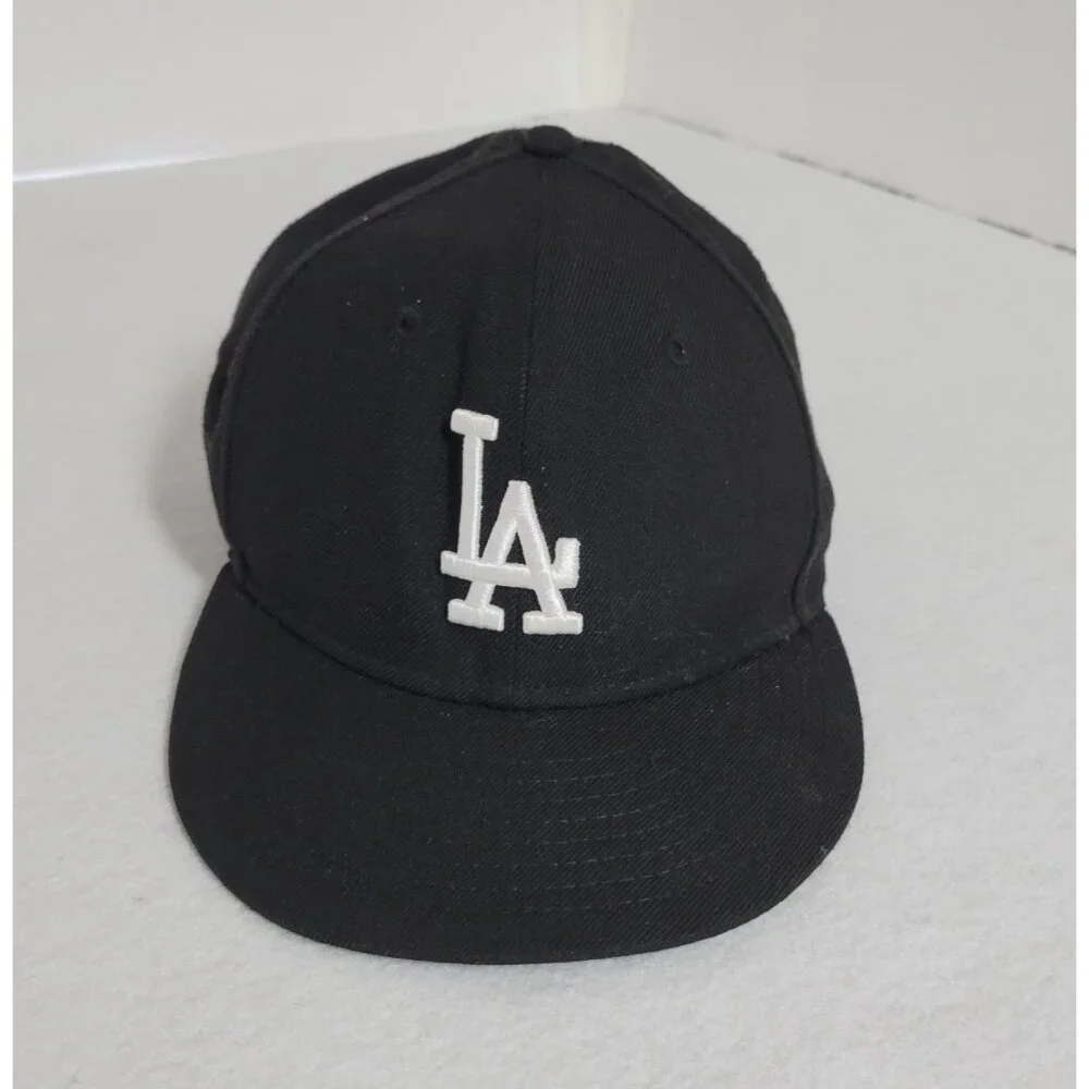 New Era MLB Black & White LA Dodgers 59Fifty Fitted Hat - Picture 1 of 12
